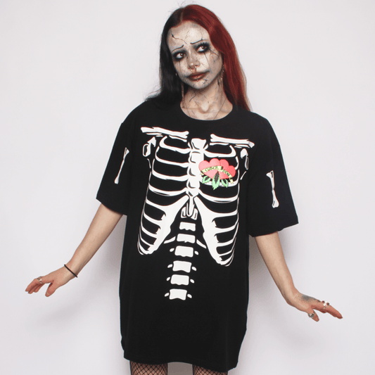 OVERSIZED HEARTS & BONES T-SHIRT